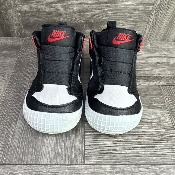 Jordan 1 Crib Bootie Infant size 4c Black Varsity Red White HJ92890-061 - Picture 2 of 8